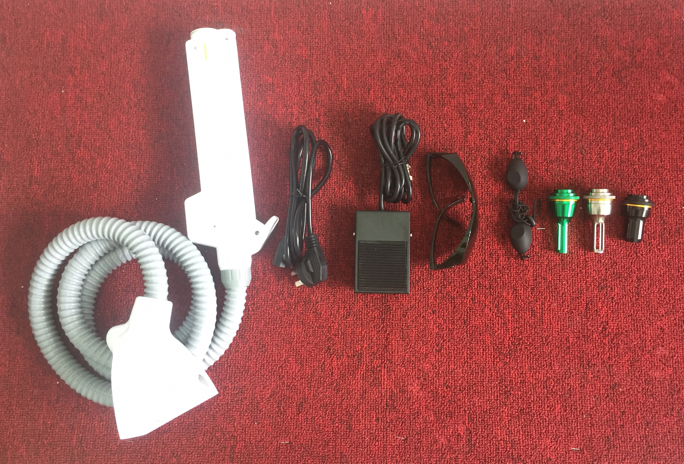 Linh kiện máy xóa xăm laser yag light spectra linh phu kien.jpg (2.82 MB)